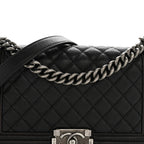 Caviar Quilted Medium Boy Flap Black
