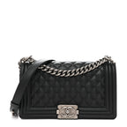 Caviar Quilted Medium Boy Flap Black