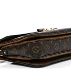 Reverse Monogram Pochette Metis