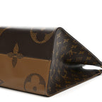 Reverse Monogram Giant Onthego MM