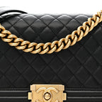 Caviar Quilted Medium Boy Flap Black