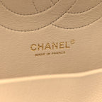 Caviar Quilted Jumbo Double Flap Beige Clair