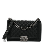 Caviar Quilted Medium Boy Flap Black
