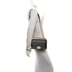 Caviar Quilted Medium Boy Flap Black