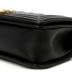 Caviar Quilted Medium Boy Flap Black