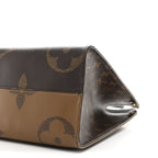 Reverse Monogram Giant Onthego MM